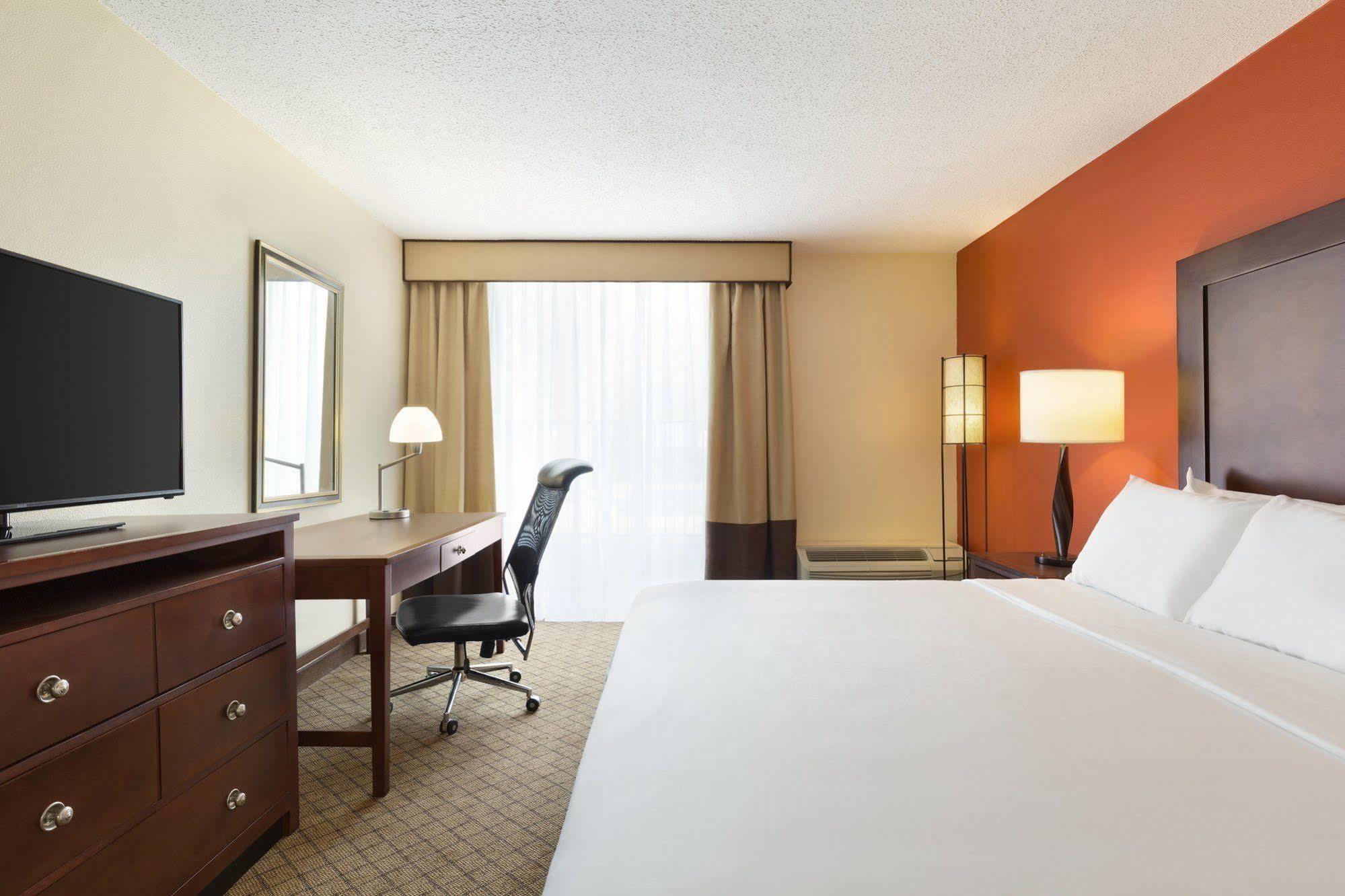 Clarion Inn Sheffield Muscle Shoals Екстериор снимка